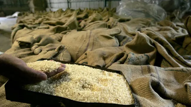 ভারতের চালের জন্য ২০শতাংশ শুল্ক দিতে রাজী নয় আমদানিকারকরা