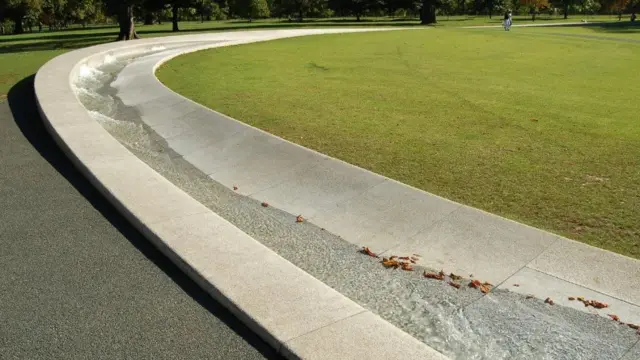 戴安娜王妃紀念噴泉