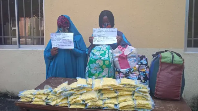 Mata masu safarar kwaya