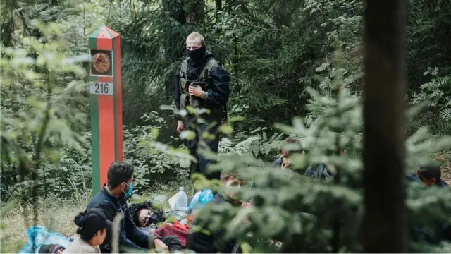 Мигранты на латвийско-белорусской границе