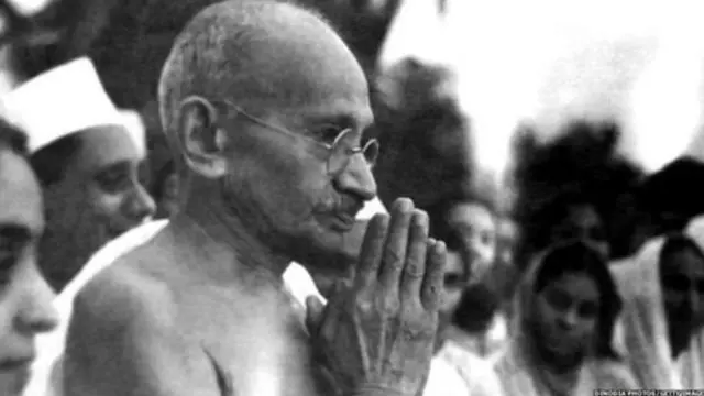 पंतप्रधान नरेंद्र मोदी, महात्मा गांधी