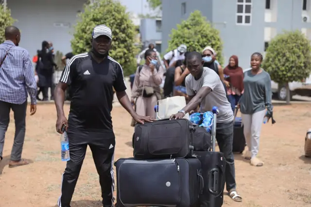 Di Max Air flight VM602 land for di Nnamdi Azikiwe International Airport by 7:21 AM local time.