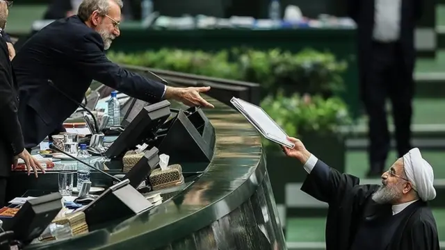 دولت ایران در لایحه بودجه سال آینده (۱۳۹۷) که هنوز به تصویب مجلس نرسیده است، سهم صندوق توسعه ملی از منابع حاصل از صادرات نفت، میعانات گازی و خالص صادرات گاز را ۳۲ درصد پیشنهاد کرده است