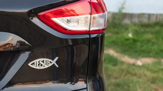 znak ribe koja u starom hrišćastvu je simbolisala Isusa