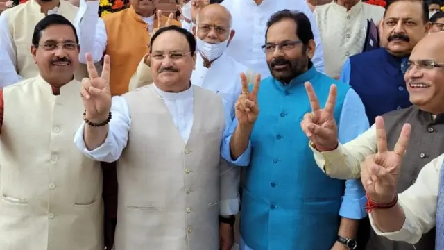 முக்தார் அப்பாஸ் நக்வி