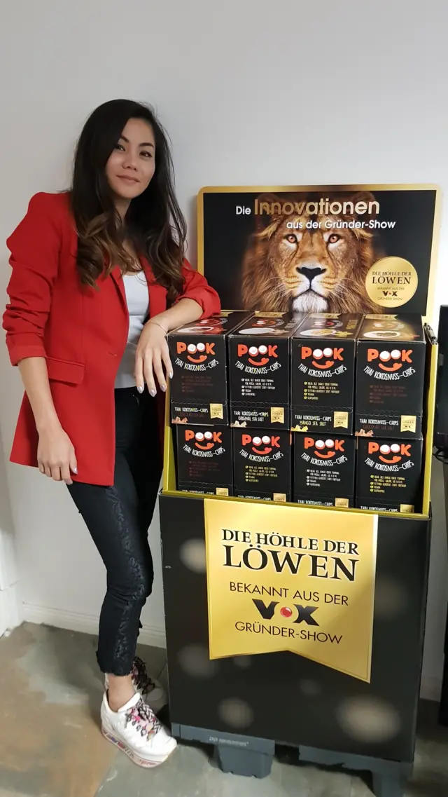 กนกพร โฮลทช์