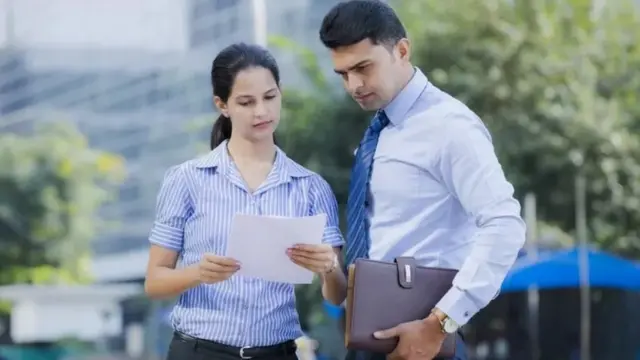 कर्मचारी