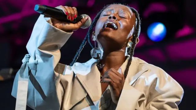 ከለላ ሚዛነክርስቶስ