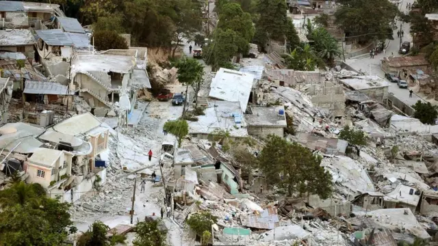 استُخدمت الطائرات بدون طيار في عمليات البحث والإنقاذ،