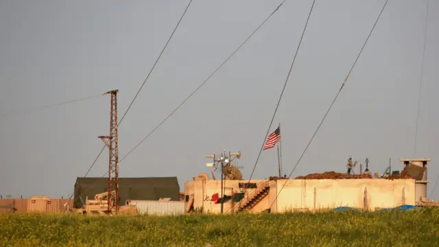 علم أمريكا في منبج