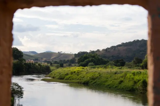 Avalanchecomo funciona aposta onlinelama chegou a Barra Longa pelo rio Gualaxo do Norte, afluente do rio Doce