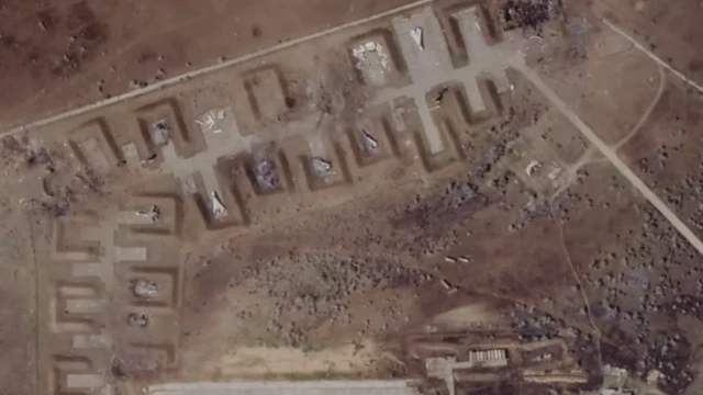 صورة بالأقمار الصناعية لحجم الدمار في قاعدة ساكي الجوية الروسية في شبه جزيرة القرم