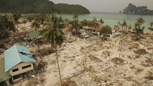 Destruição em Ko Phi Phi, na Tailândia