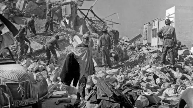 د ۱۹۶۰ کال مارچ میاشت کې د مراکش اغادیر کې یوې زورورې زلزلې لږ تر لږه ۱۲٫۰۰۰ خلک ووژل