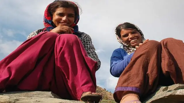 لماذا تُجبر النساء في نيبال على مغادرة بيوتهن أثناء الحيض؟