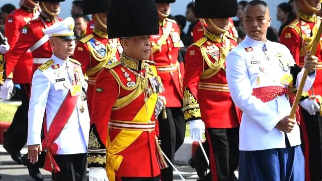 Mootii Mahaa'n loltootaan dabaalamanii