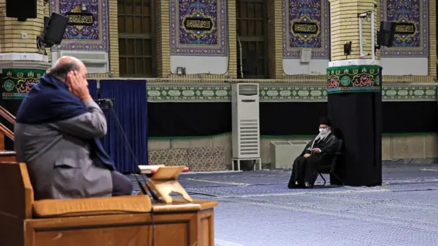 مرتضی وافی برای رهبر ایران روضه خواند