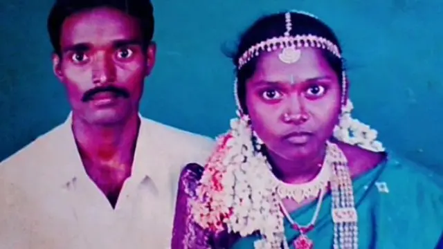 காயத்ரியின் பெற்றோர்