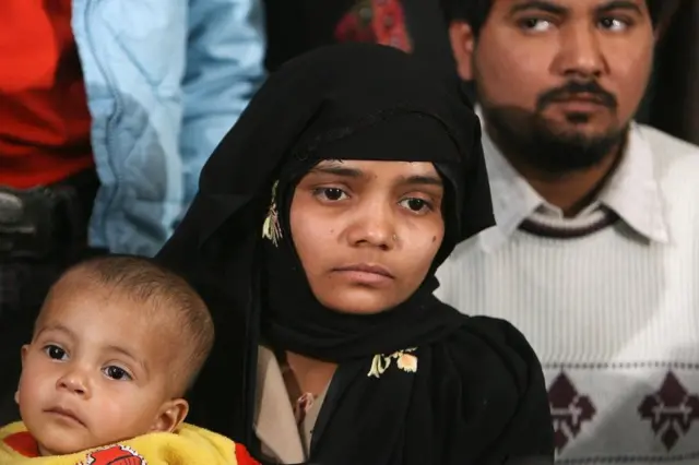 Bilqis Bano eri bilan