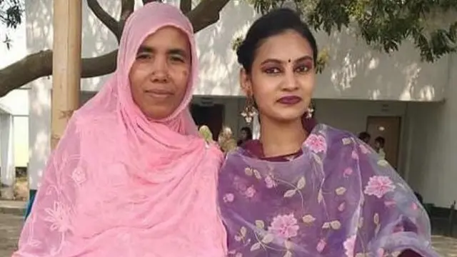 রত্ন আর তার মা খাদিজা বেগম