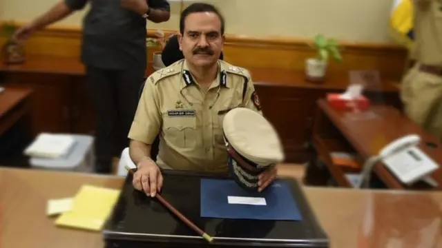 मुंबई पोलीस आयुक्त परमबीर सिंग