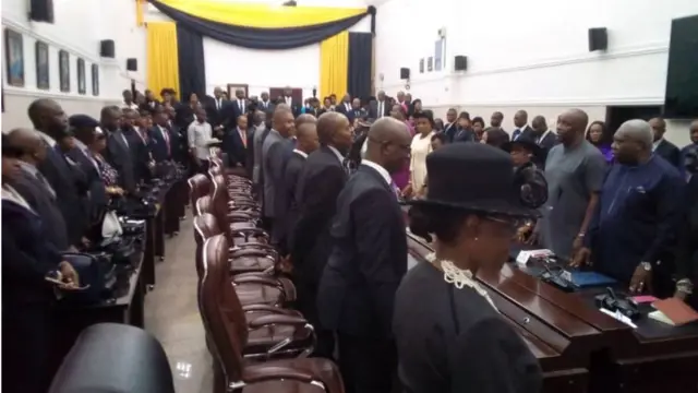 Ndị ọbịa bịara mmemme iduniyi ọrụ nke Jọstịs Ijem Onwuamaegbu