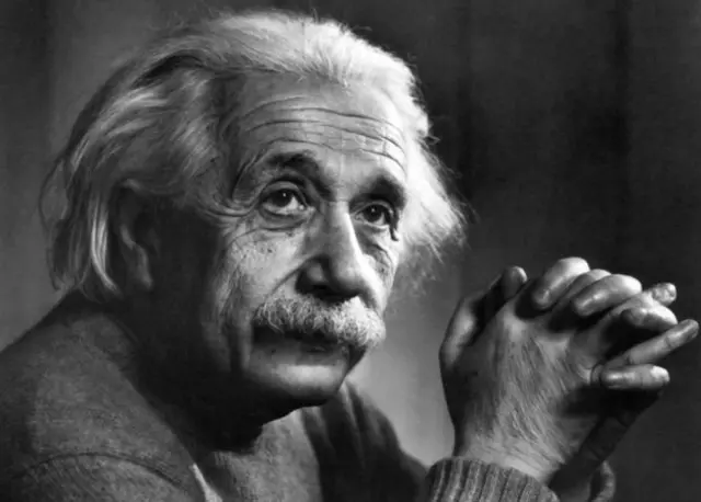 'டைம் மிஷின்': காலத்தில் பின்னோக்கி பயணிக்க முடியுமா?