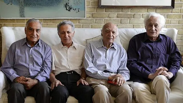 از راست به چپ: منوچهر انور، نجف دریابندری، سیروس علی نژاد و صفدر تقی زاده