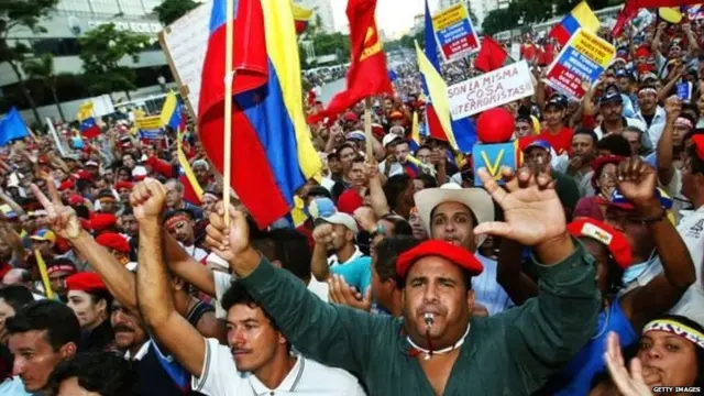 લોકોની તસવીર