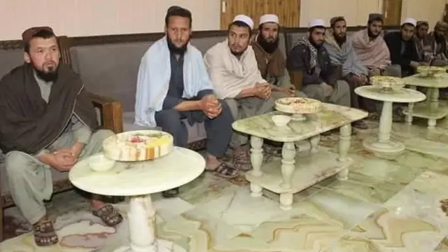 افغان سرتېري