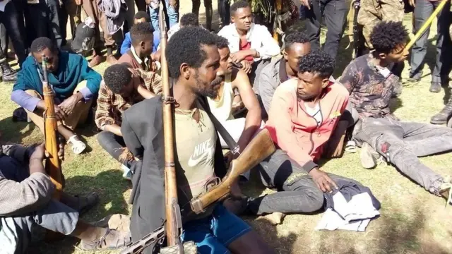 የወረ ጃርሶ ወረዳ ብልጽግና ፓርቲ' የሚል የፌስቡክ ገጽ ያጋራው ምስል።