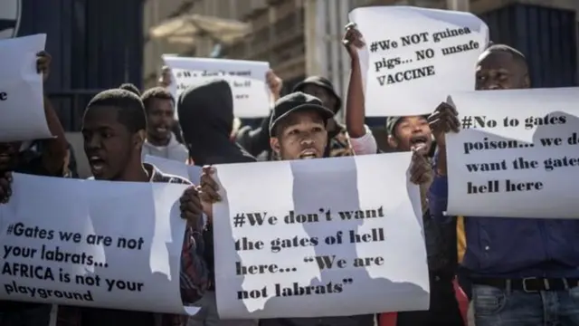 করোনাভািইরাস টিকা পরীক্ষার বিরুদ্ধে দক্ষিণ আফ্রিকায় বিক্ষোভ