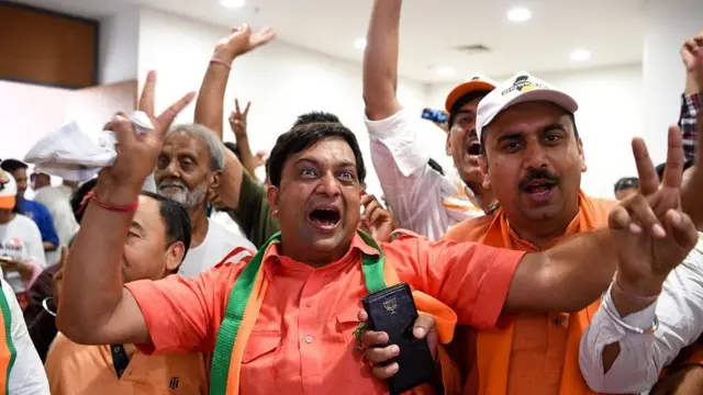 தேர்தல் முடிவுகள் 2019: பா.ஜ.கவினர் உற்சாக கொண்டாட்டம்