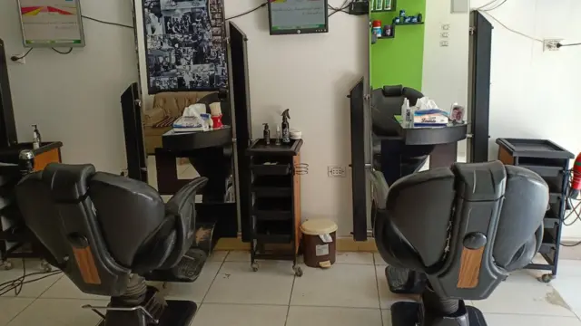 صالون حلاقة