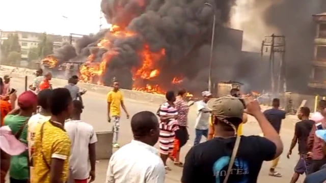 Ọkụ na-agba n'Onịcha