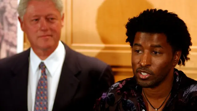 Билл Клинтон и Кеннет 'Бэбифейс' Эдмондс