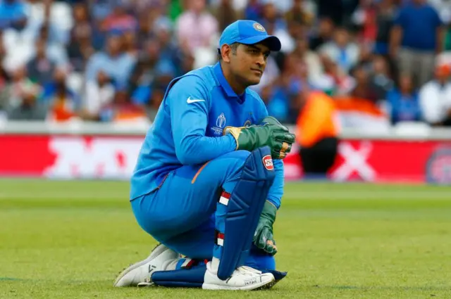 ધીમો ધોની