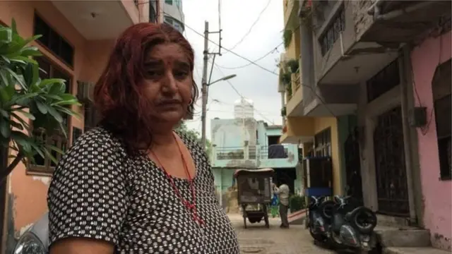 සුනීතා දේවිගේ කොණ්ඩය කැපුවේ අවතාරයක්ද?