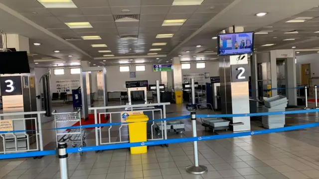 Di strike stop work and na so flights cancel