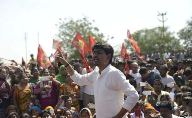 અલ્પેશ ઠાકોરની સભાની તસવીર