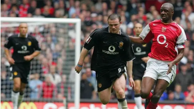 Wayne Rooney and Patrick Vierra