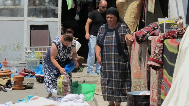 Malları mövsümə görə qəbul edirlər