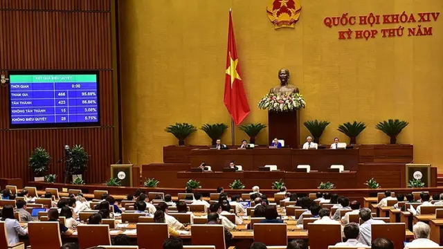 Quốc hội Việt Nam bỏ phiếu thông qua Luật An ninh mạng ngày 12/6