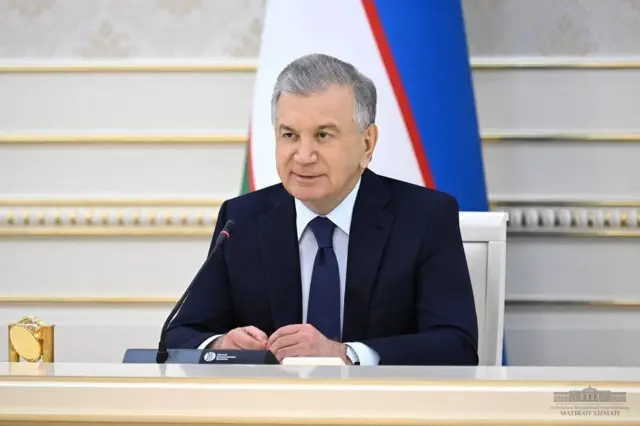 Mushukdagi jinsiy aloqa videosini tomosha qiling Yosh ayollar bilan keksa erkaklar porno video