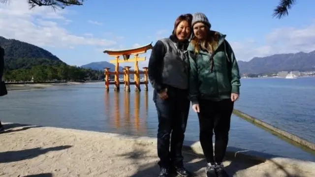 નાકાજિમા અને ટીના બૌમન્ન