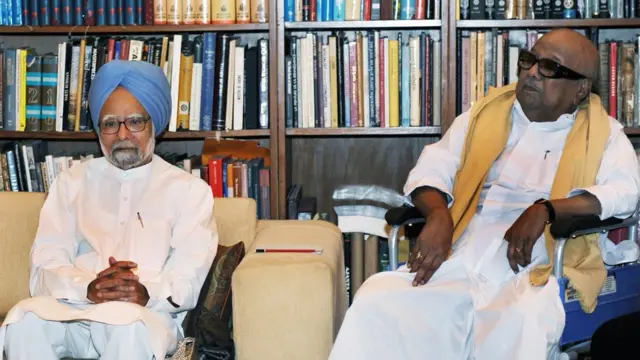 મનમોહન સિંઘ સાથે કરુણાનિધિ