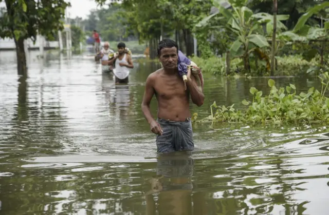 असम बाढ़