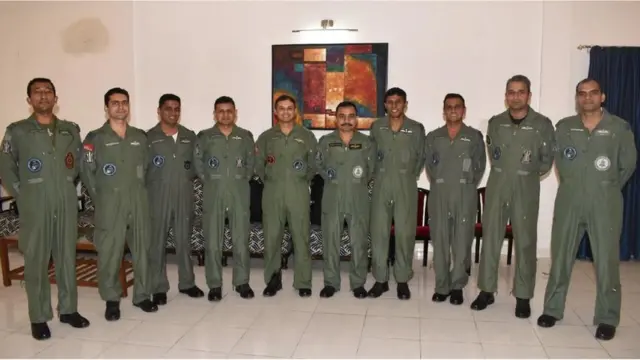 వ్యోమగాములు