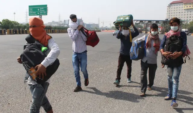 प्रवासी मज़दूर