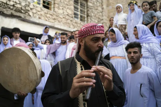 الاحتفالات بالعيد في معبد لالش، الواقع في محافظة دهوك العراقية